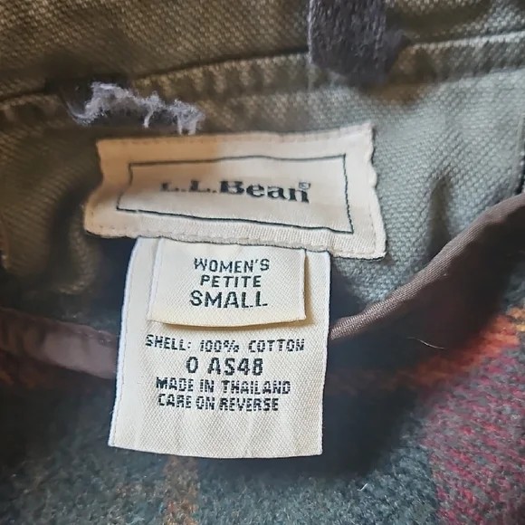 L.L. Bean Vintage Sage Green Barn Jacket with Tan Corduroy Trim - Picture 3 of 8